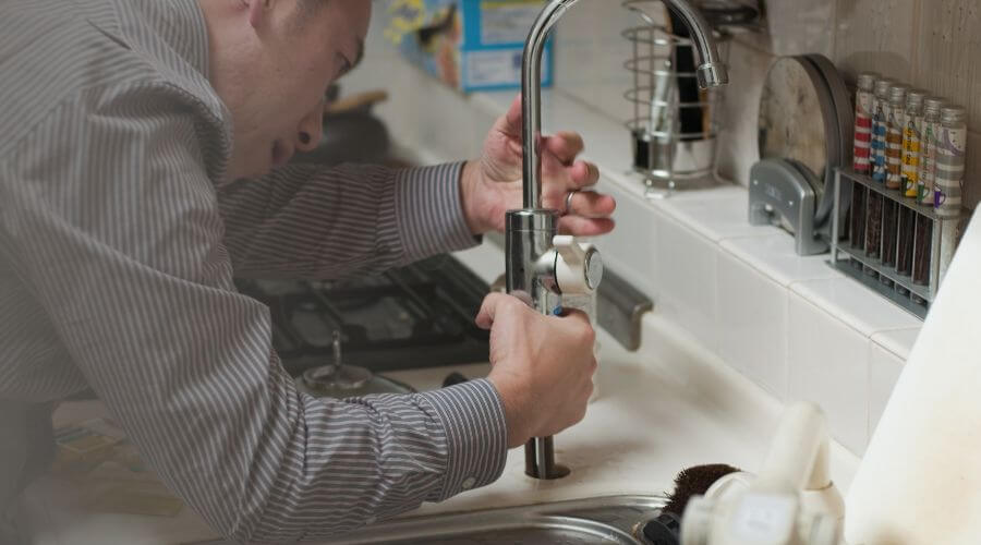 Local annual plumbing maintenance in Lorida, FL