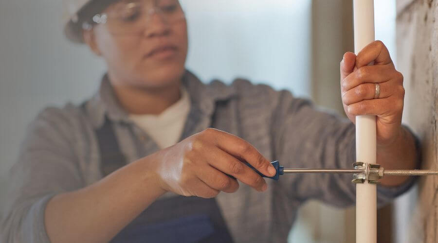 Professional annual plumbing maintenance services in Lorida, FL
